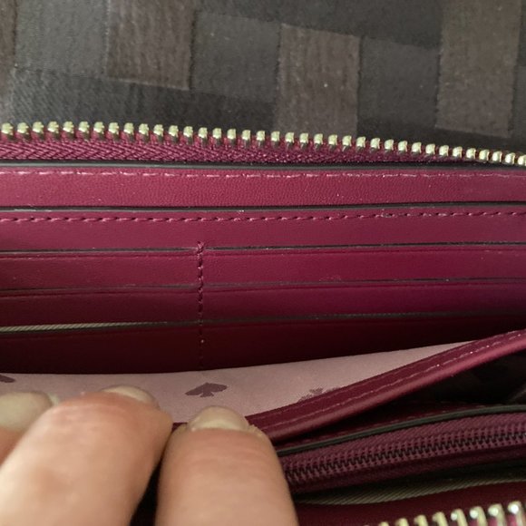 Kate Spade New York Large Leather Zip Around Wallet - EUC - Picture 6 of 13